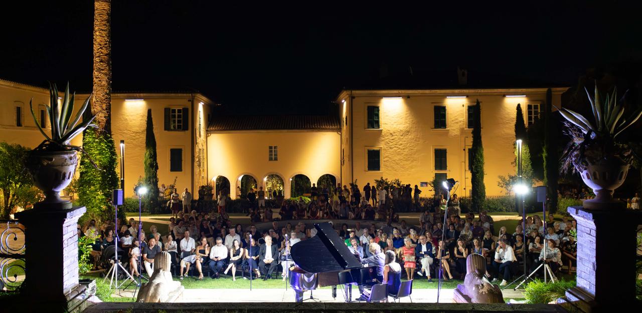 Opera in Villa